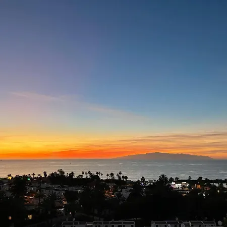 Cozy Ocean And La Gomera View Apartment