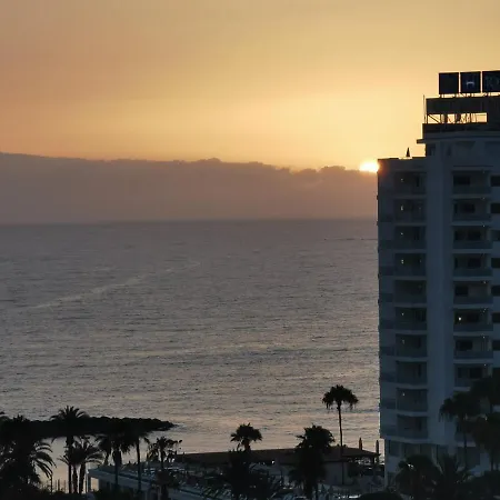 Cozy Ocean And La Gomera View * Playa de las Americas (Tenerife)
