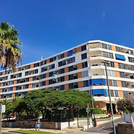 Cozy Ocean&la Gomera View * Playa de las Americas (Tenerife)