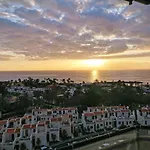 Cozy Ocean And La Gomera View Playa de las Americas (Tenerife)