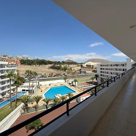 Cozy Ocean And La Gomera View