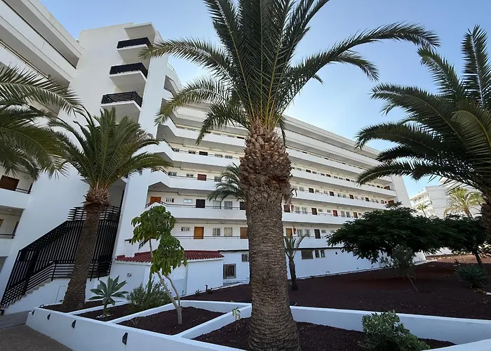 Cozy Ocean And La Gomera View * Playa de las Americas (Tenerife)